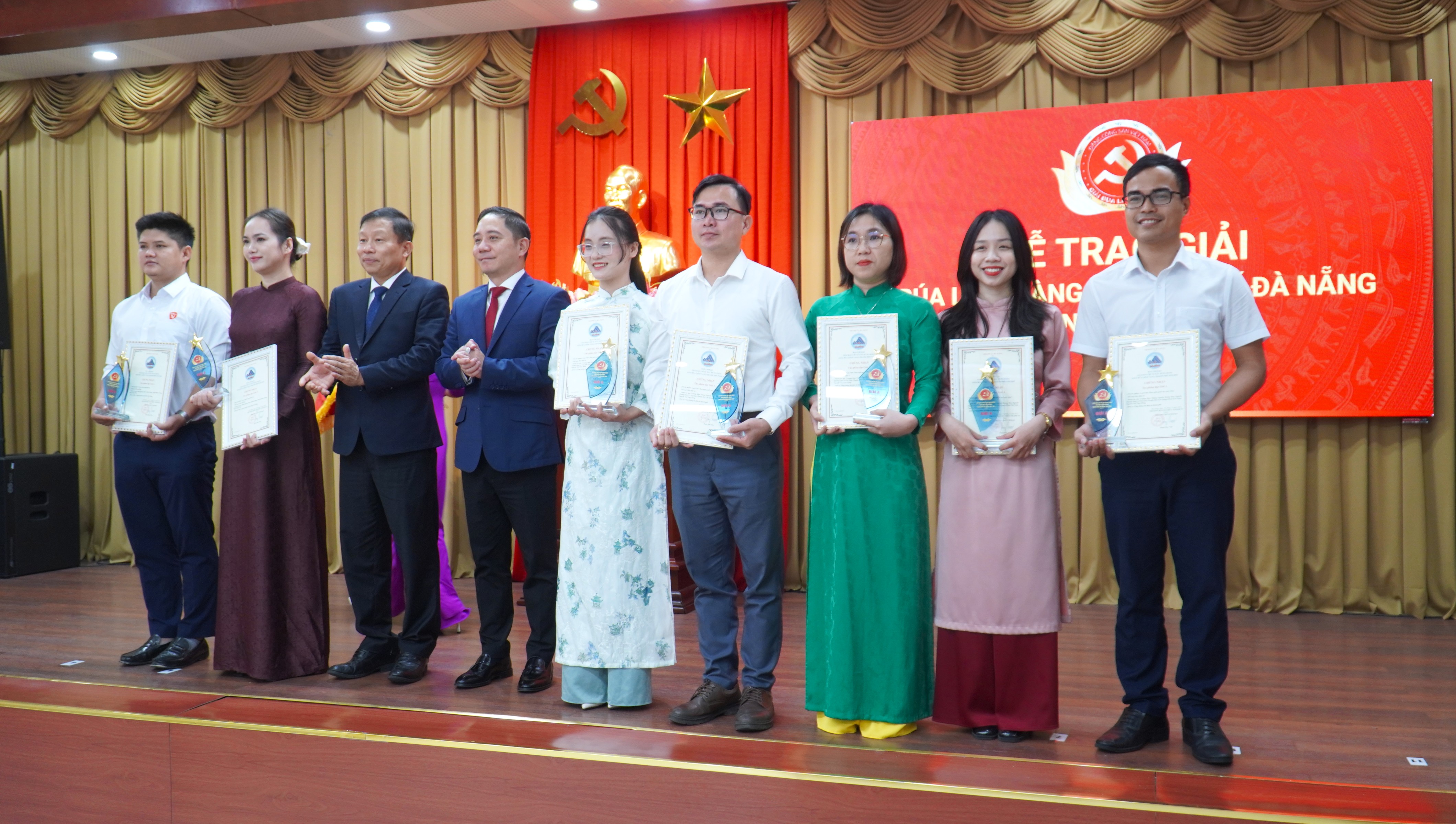 16 tác giả, nhóm tác giả xuất sắc đạt Giải Búa Liềm Vàng thành phố năm 2025