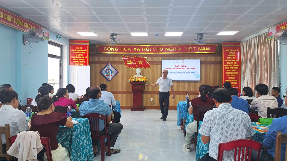 Hỗ trợ hơn 2,7 tỷ đồng triển khai dự án trường học phục hồi sau thiên tai