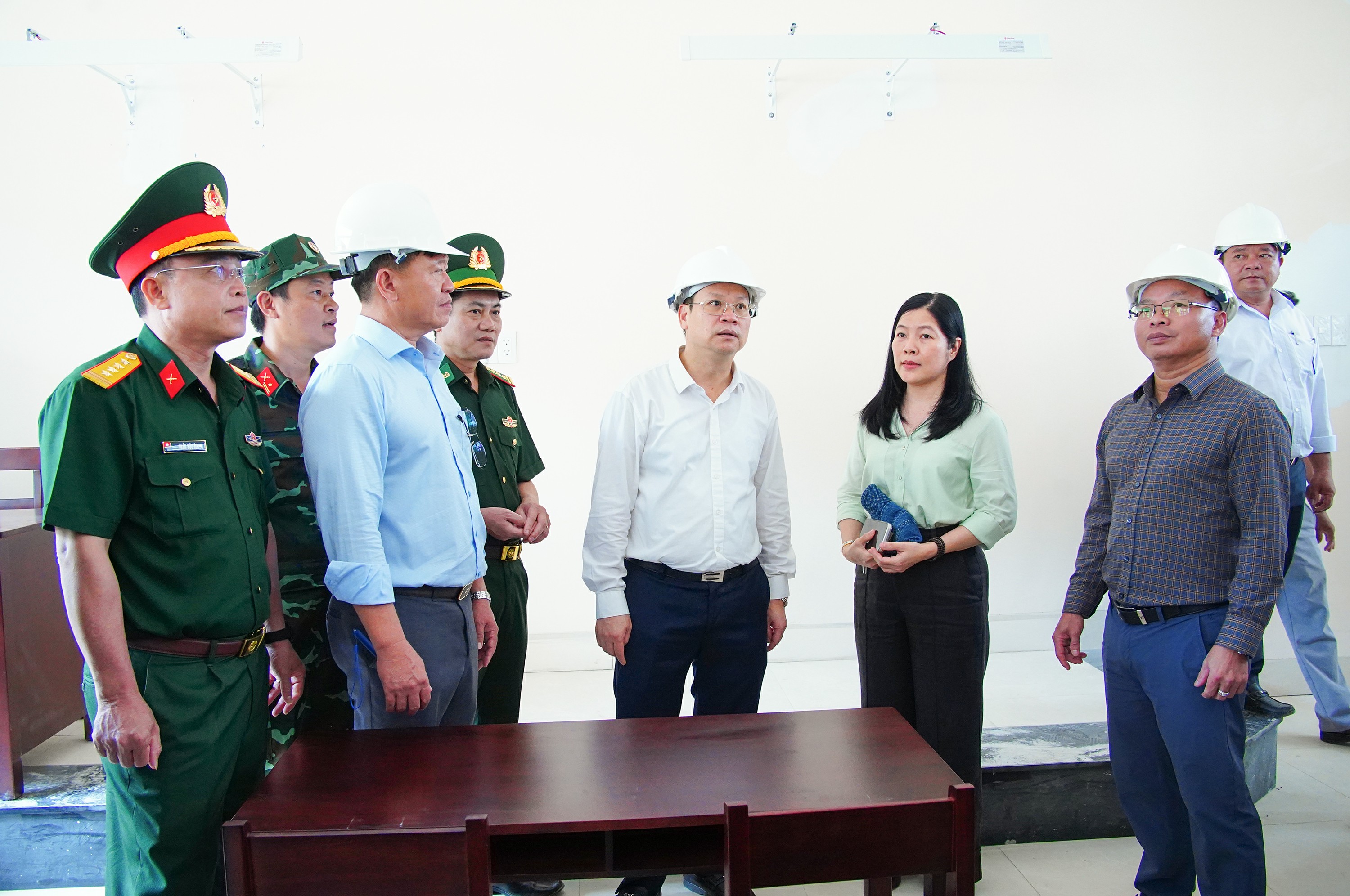 Tập trung hoàn thiện Trường Phổ thông nội trú liên cấp La Êê, La Dêê trước năm học mới